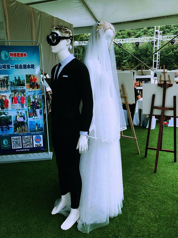 2017三亞婚博會(huì )“特締思海洋婚禮”閃亮登場(chǎng)